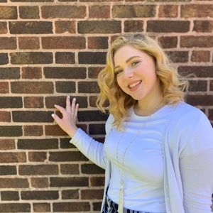 Meet your Posher, Alyssa